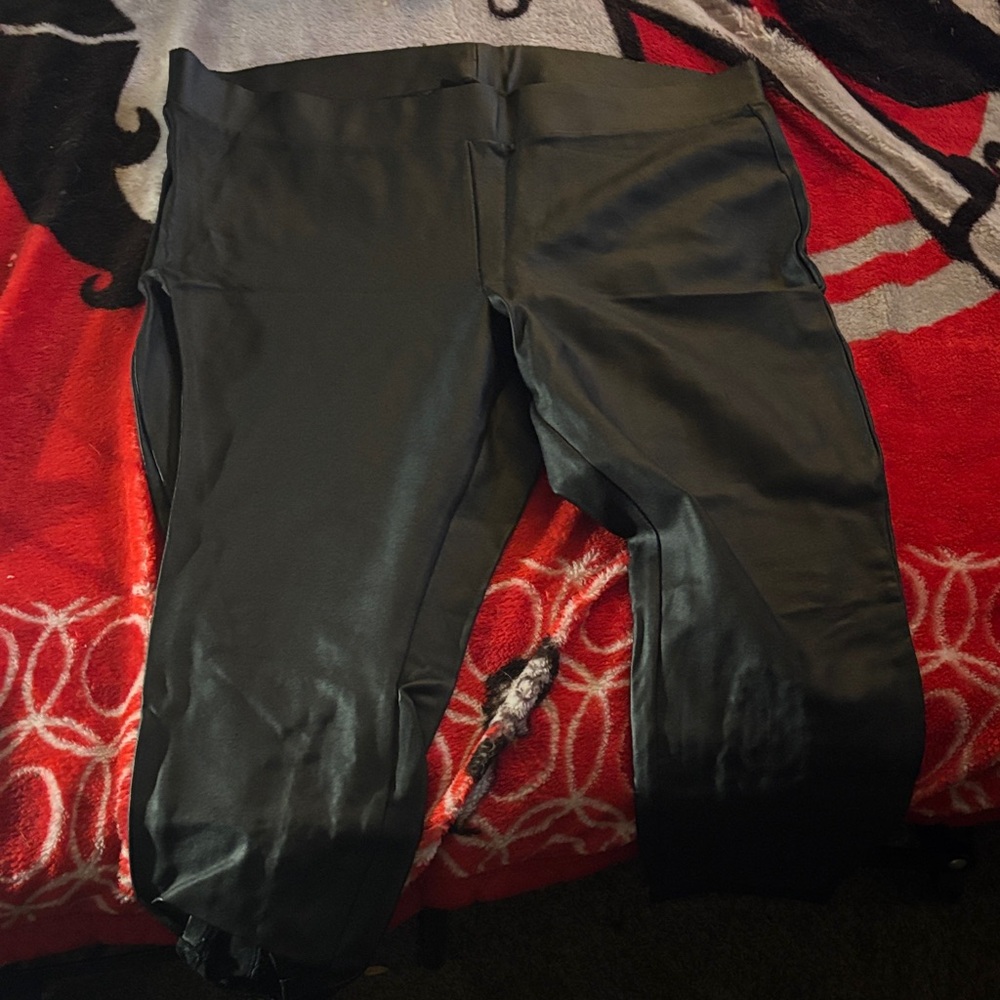 Leather capri
